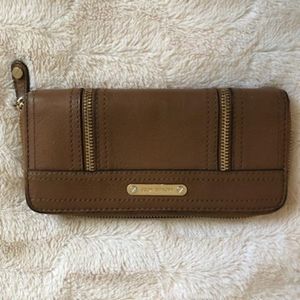 Michael Kors zippered wallet